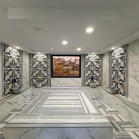 Celik Thermal & Hotel *